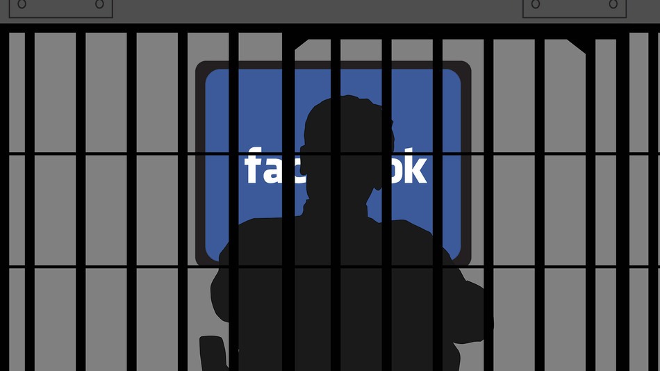 Най-нелепите арести заради Facebook