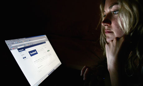 Най-разпространените измами във Facebook, на които хората се хващат